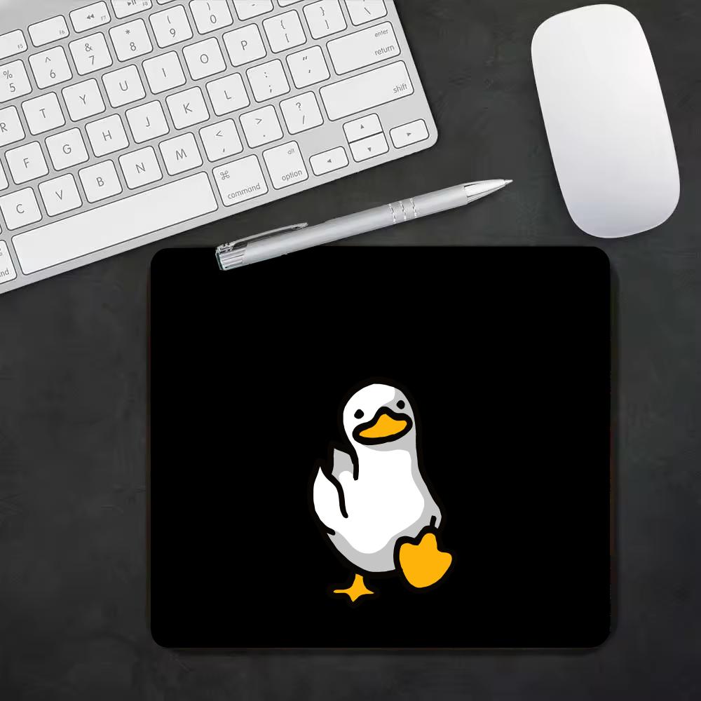 Sevimli Beyaz Kaz Desenli Küçü - Desk Setup Background incelemesi ve fiyatı